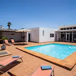 Dulce Celestino Lanzarote *