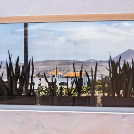 Dulce Celestino Lanzarote Villa