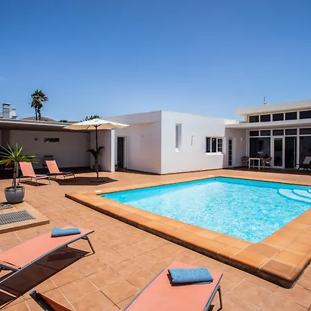 Dulce Celestino Lanzarote *